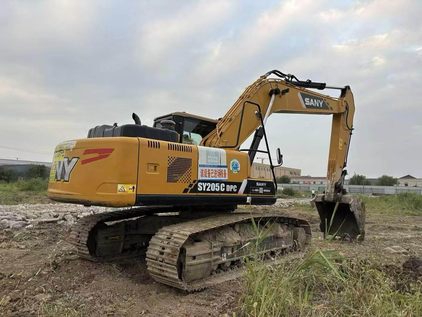 Buy Sany SY205C Used Excavator / 1