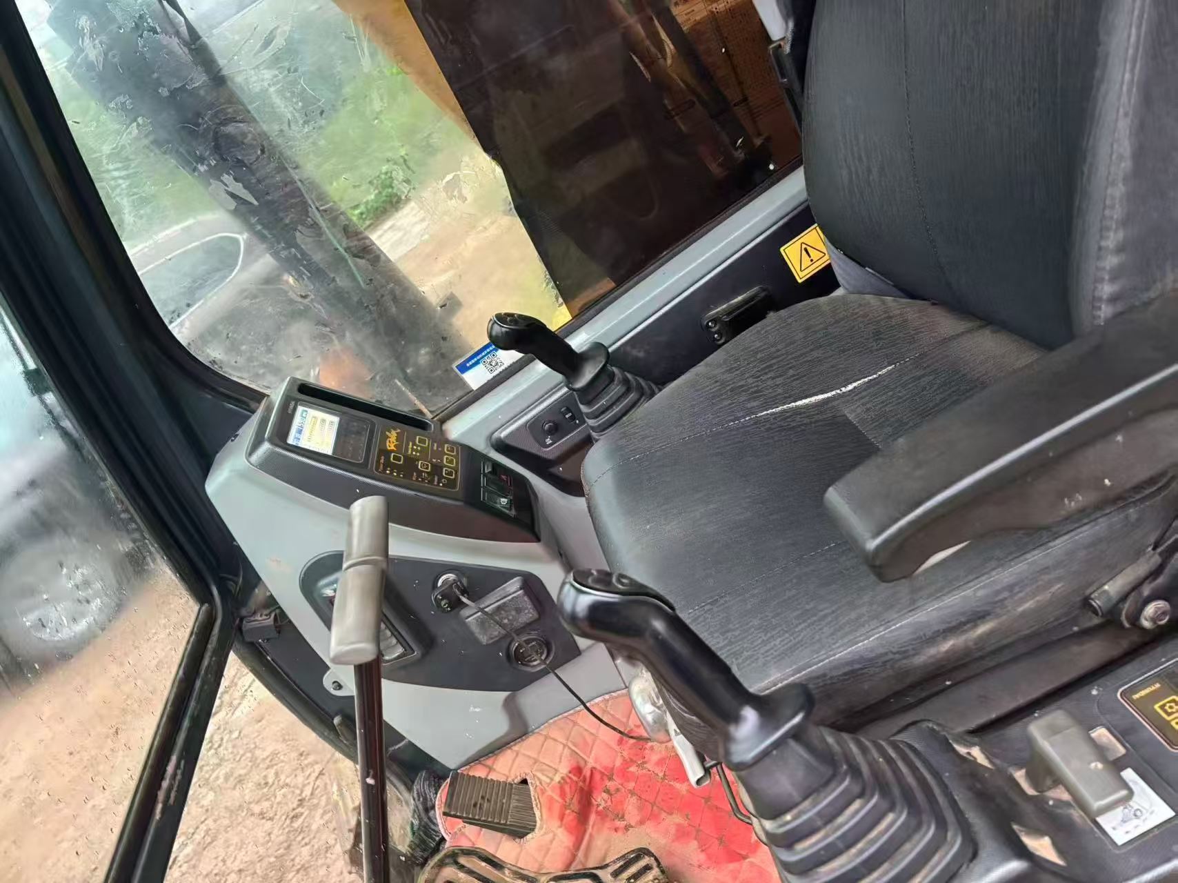 Buy Hyundai HX75 Used Excavator / 7 Buy Hyundai HX75 Used Excavator / 7