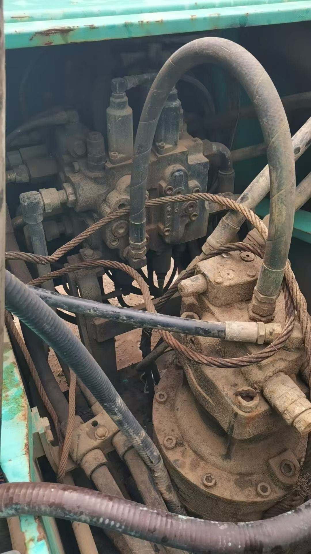 Buy Kobelco SK200-9 Used Excavator / 7 Buy Kobelco SK200-9 Used Excavator / 7