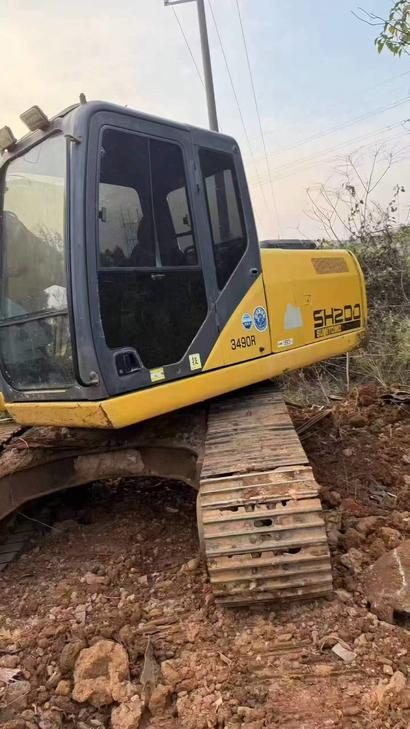 Buy Sumitomo SH200A5 Used Excavator / 1