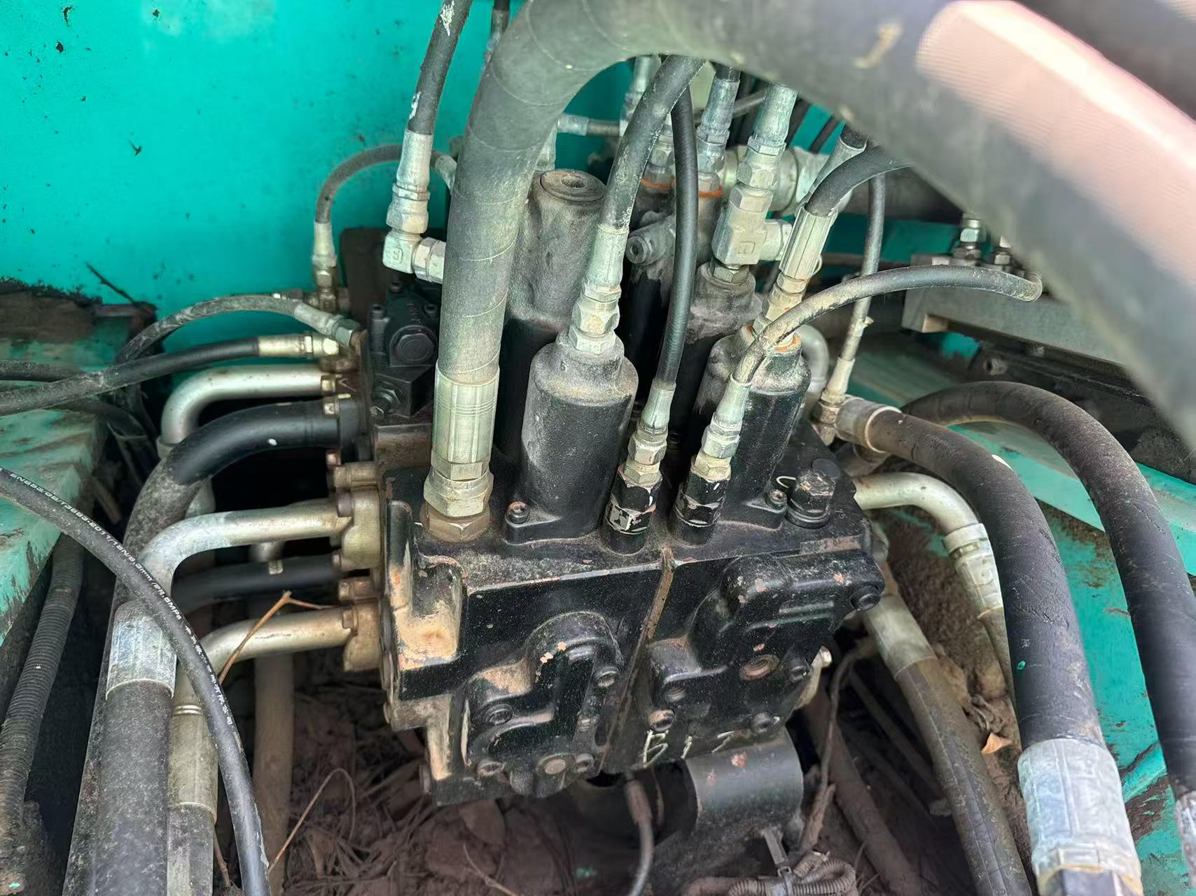 Buy Kobelco SK250 Used Excavator / 5 Buy Kobelco SK250 Used Excavator / 5