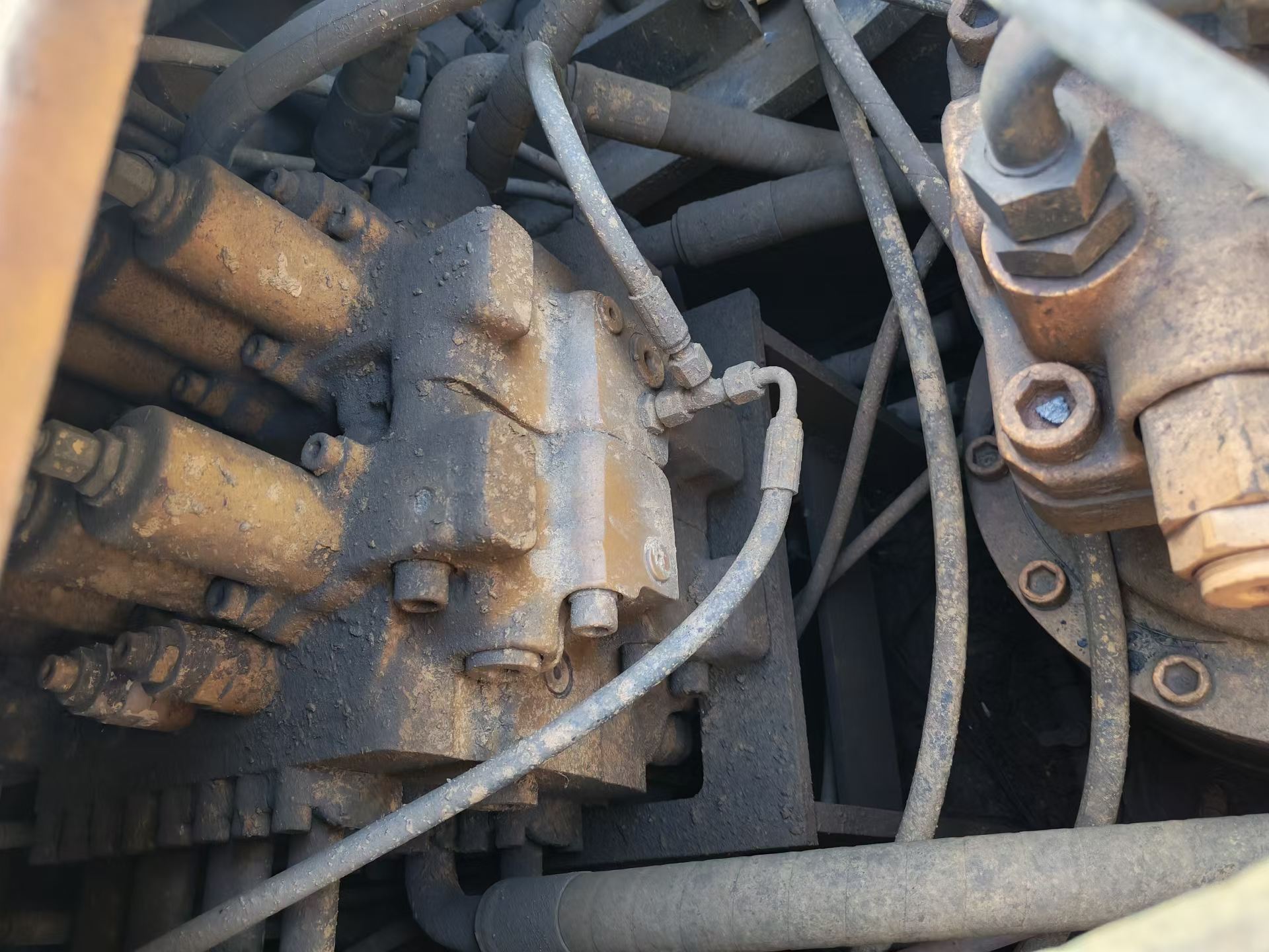 Buy Sany SY195C Used Excavator / 6 Buy Sany SY195C Used Excavator / 6
