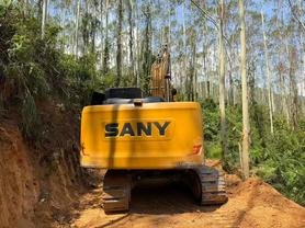 Buy Sany SY135 Used Excavator / 2 Buy Sany SY135 Used Excavator / 2