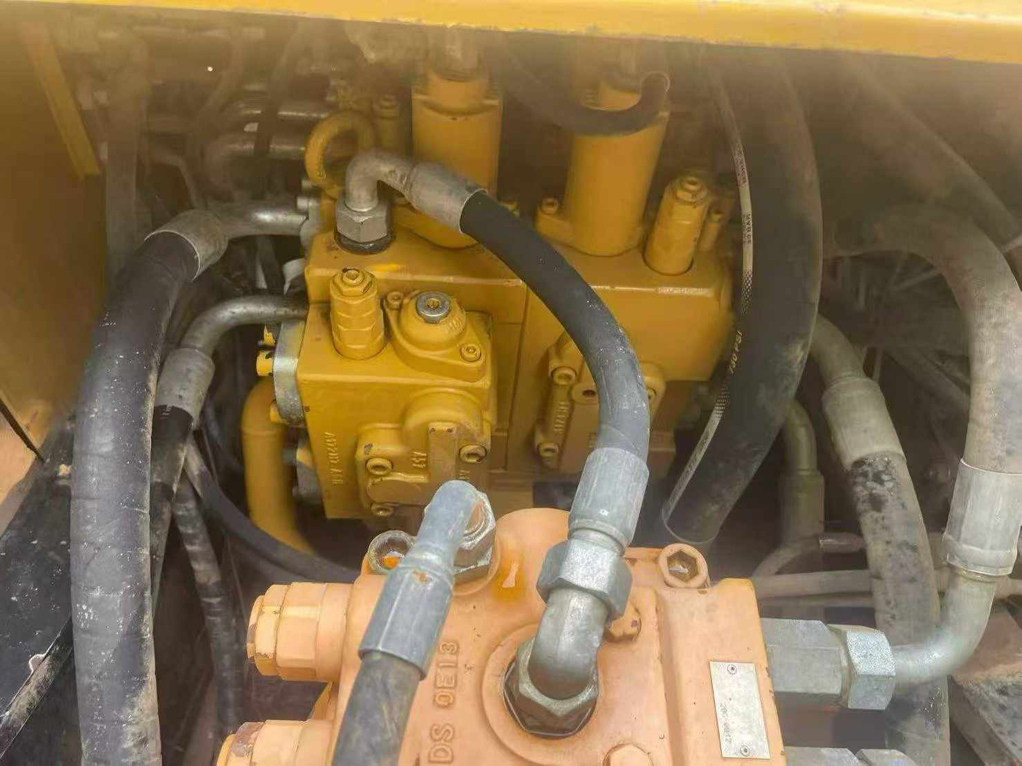 Buy Sany SY205C Used Excavator / 5