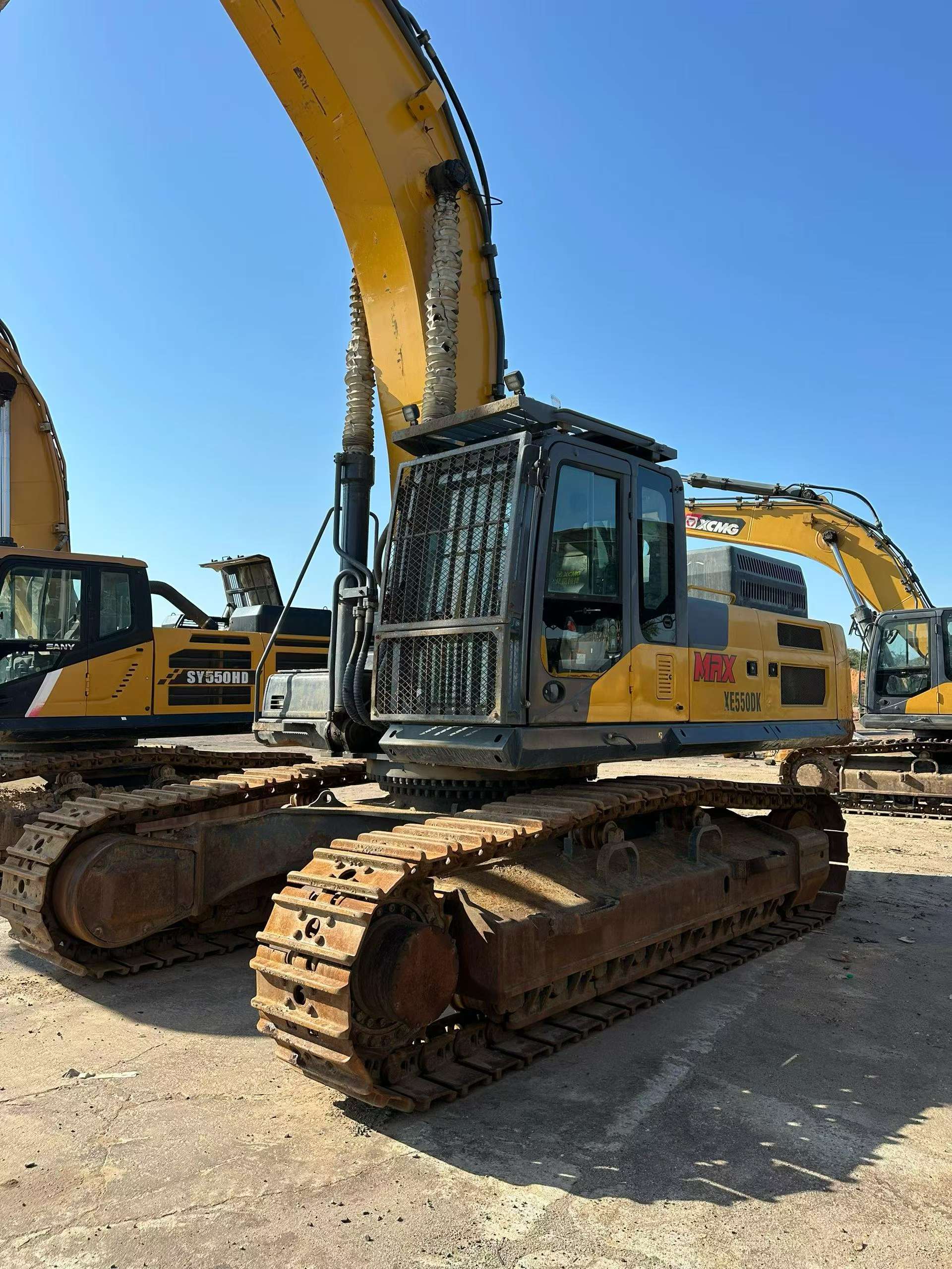 Buy XCMG XE550DK Used Excavator / 2 Buy XCMG XE550DK Used Excavator / 2