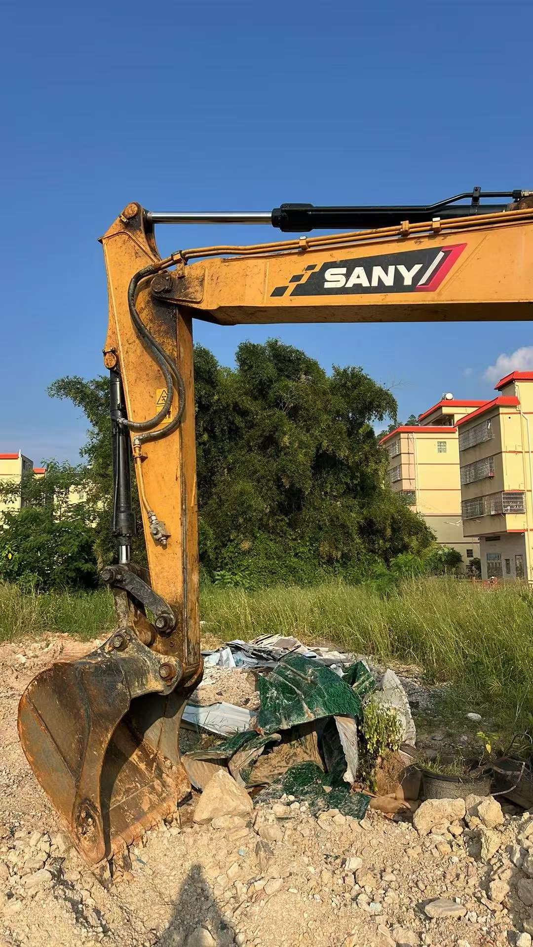 Buy Sany SY135 Used Excavator / 5