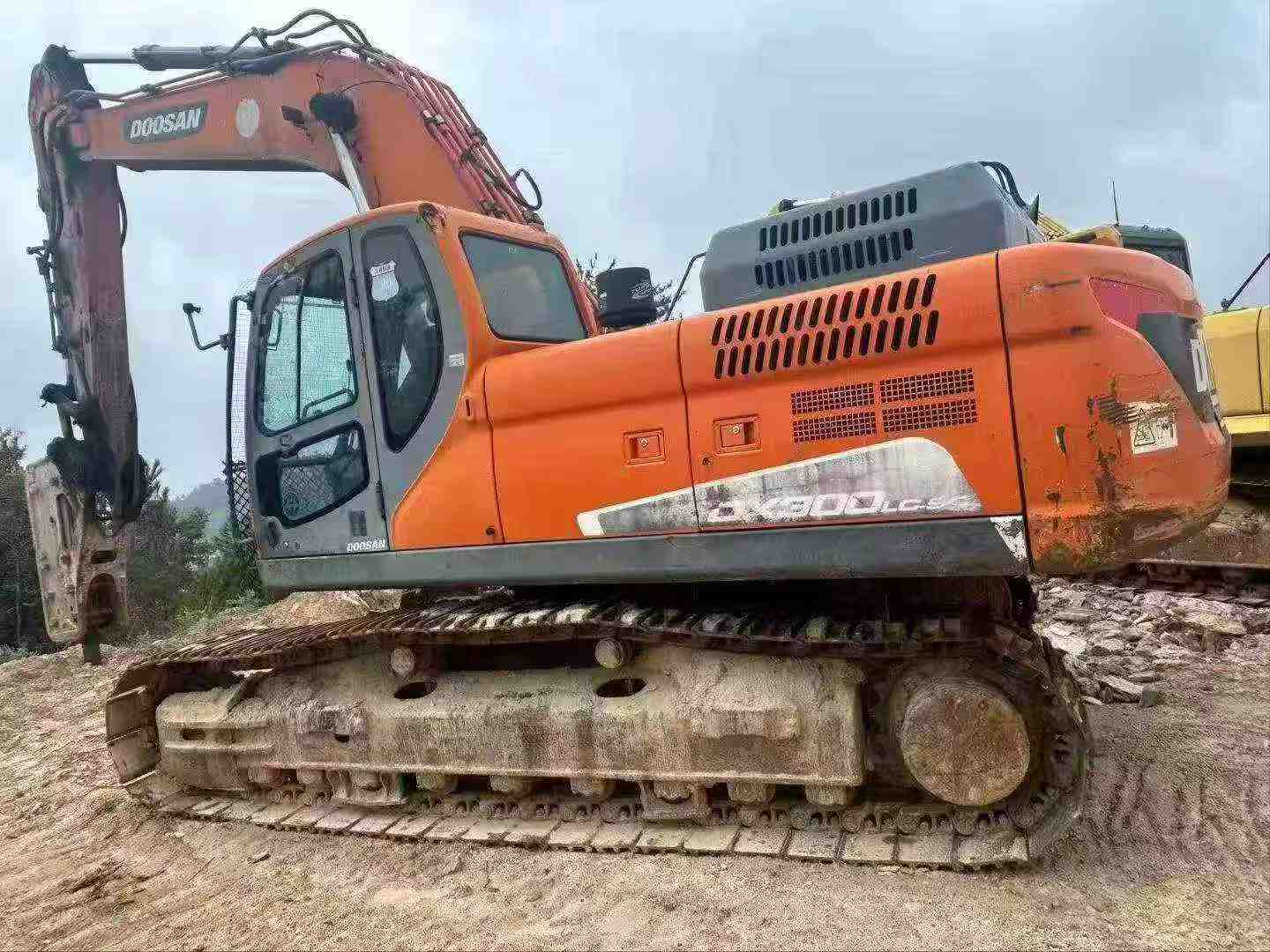 Buy Doosan DH300-5 Used Excavator / 5