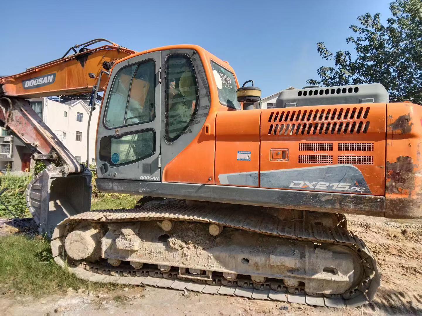 Buy Doosan DH215-9 Used Excavator / 6 Buy Doosan DH215-9 Used Excavator / 6