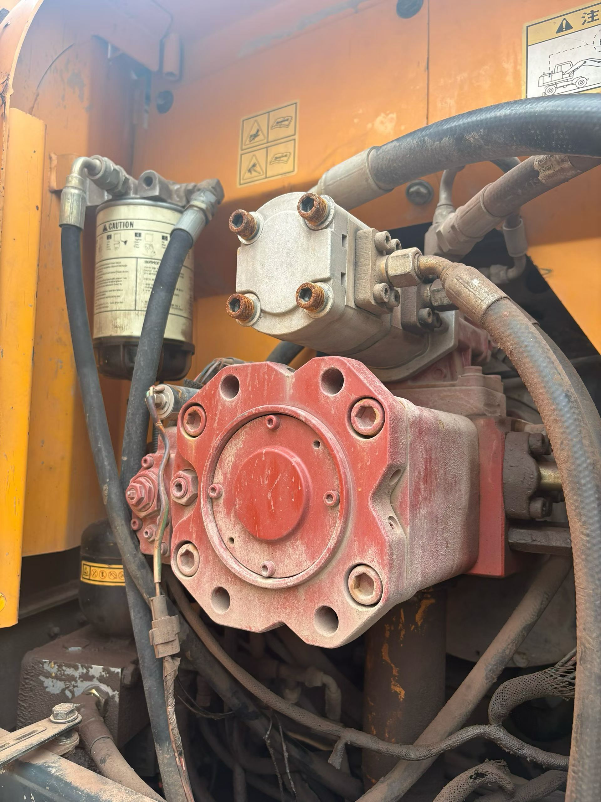 Buy Hyundai R150-7 Used Excavator / 2 Buy Hyundai R150-7 Used Excavator / 2