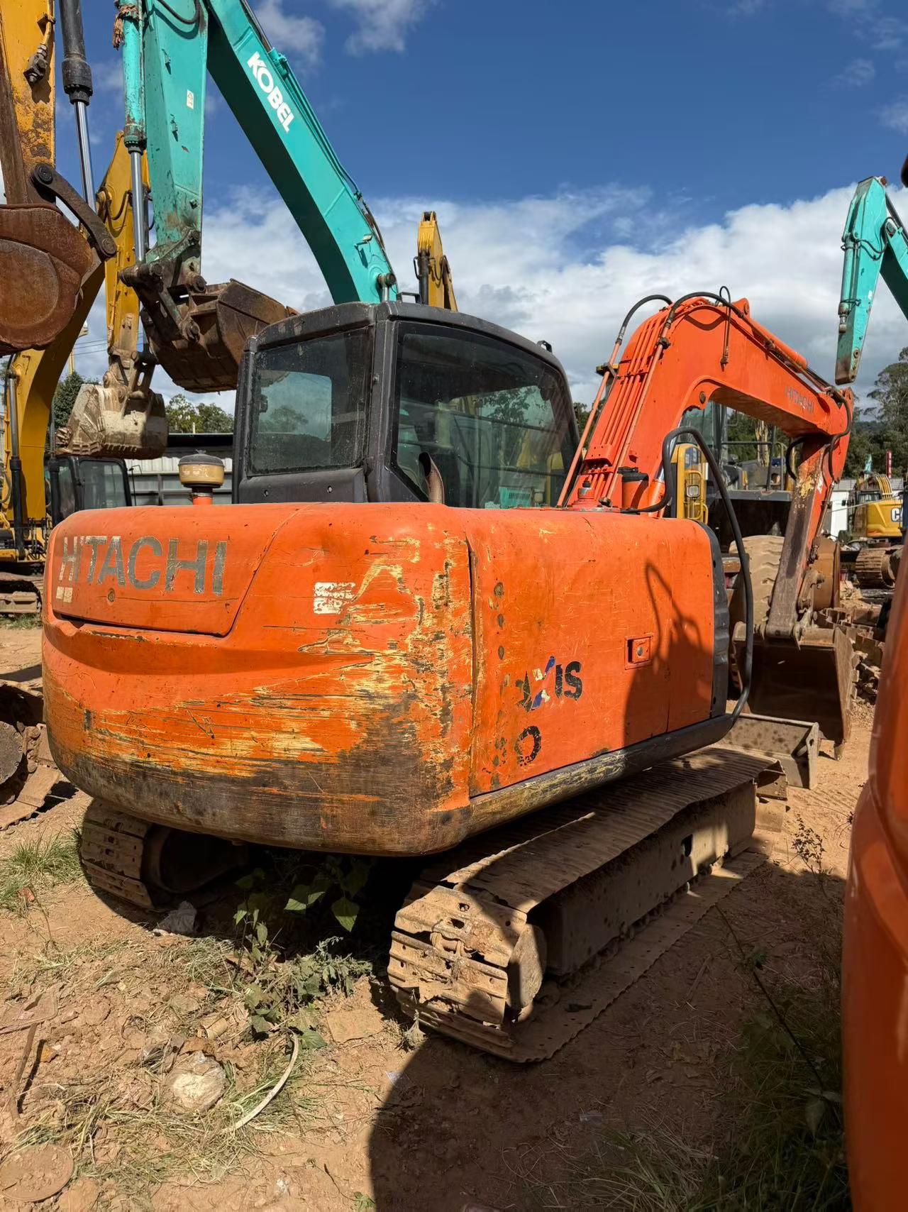 Buy Hitachi EX60-5 Used Excavator / 3