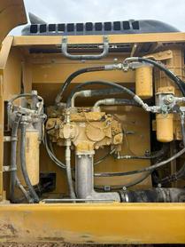 Buy Caterpillar 330B Used Excavator / 6 Buy Caterpillar 330B Used Excavator / 6