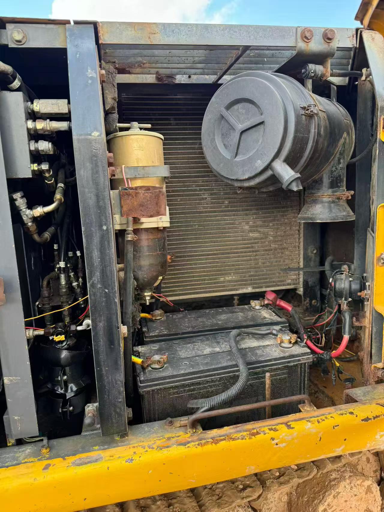 Buy Sumitomo SH120 Used Excavator / 5