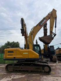 Buy XCMG XE215GA Used Excavator / 4 Buy XCMG XE215GA Used Excavator / 4