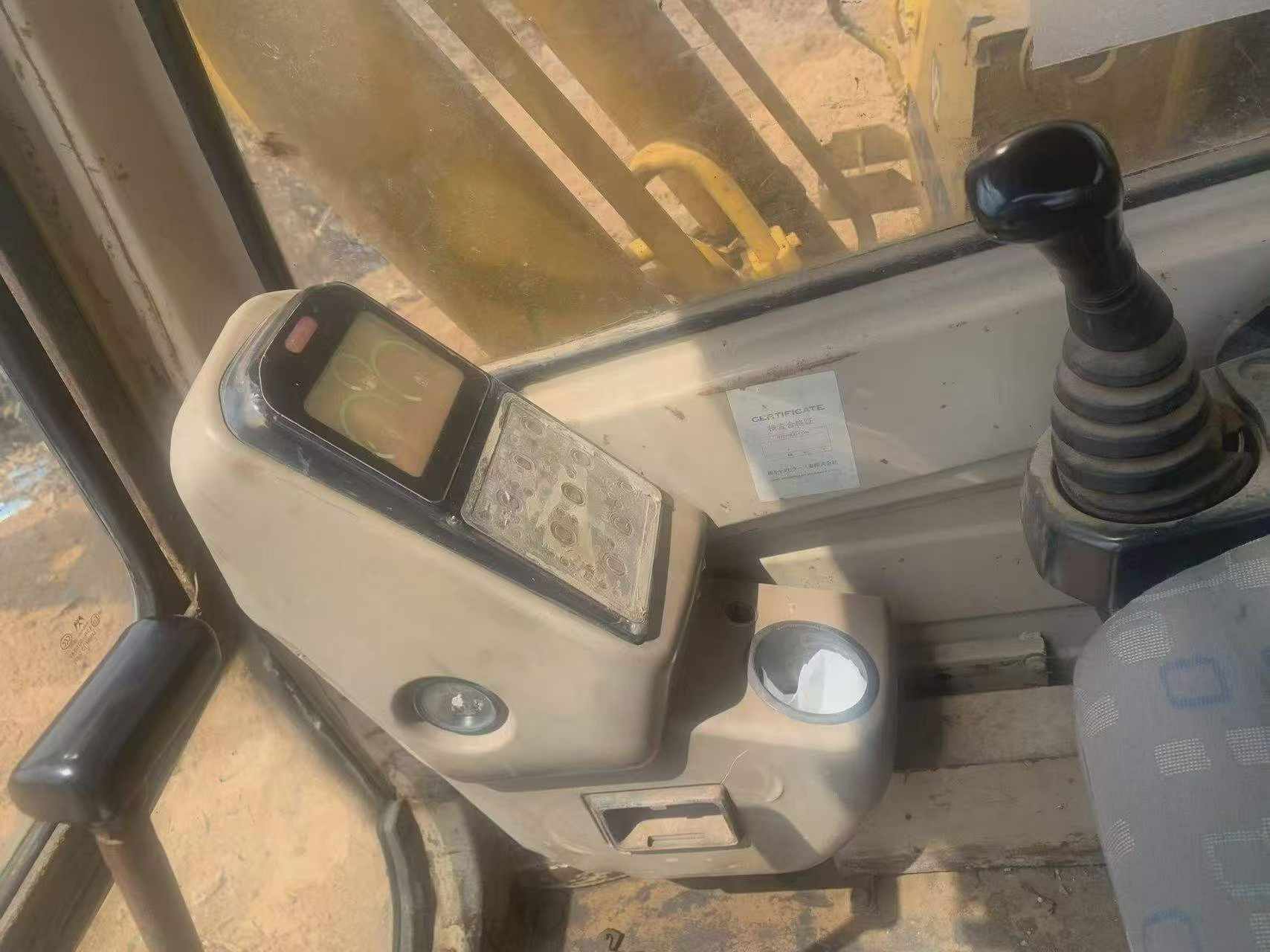 Buy Caterpillar 320V2 Used Excavator / 8 Buy Caterpillar 320V2 Used Excavator / 8