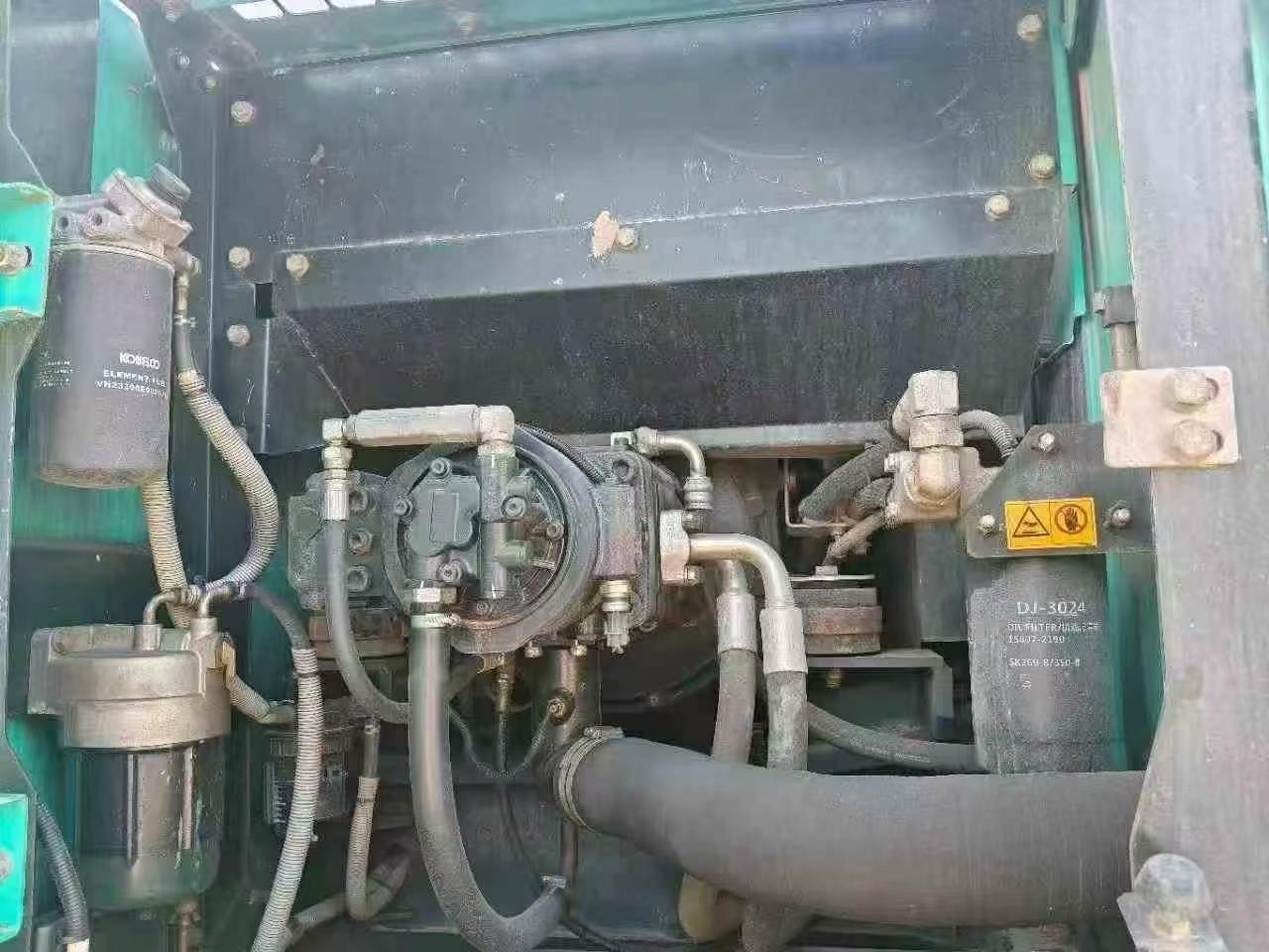Buy Kobelco SK200 Used Excavator / 8 Buy Kobelco SK200 Used Excavator / 8