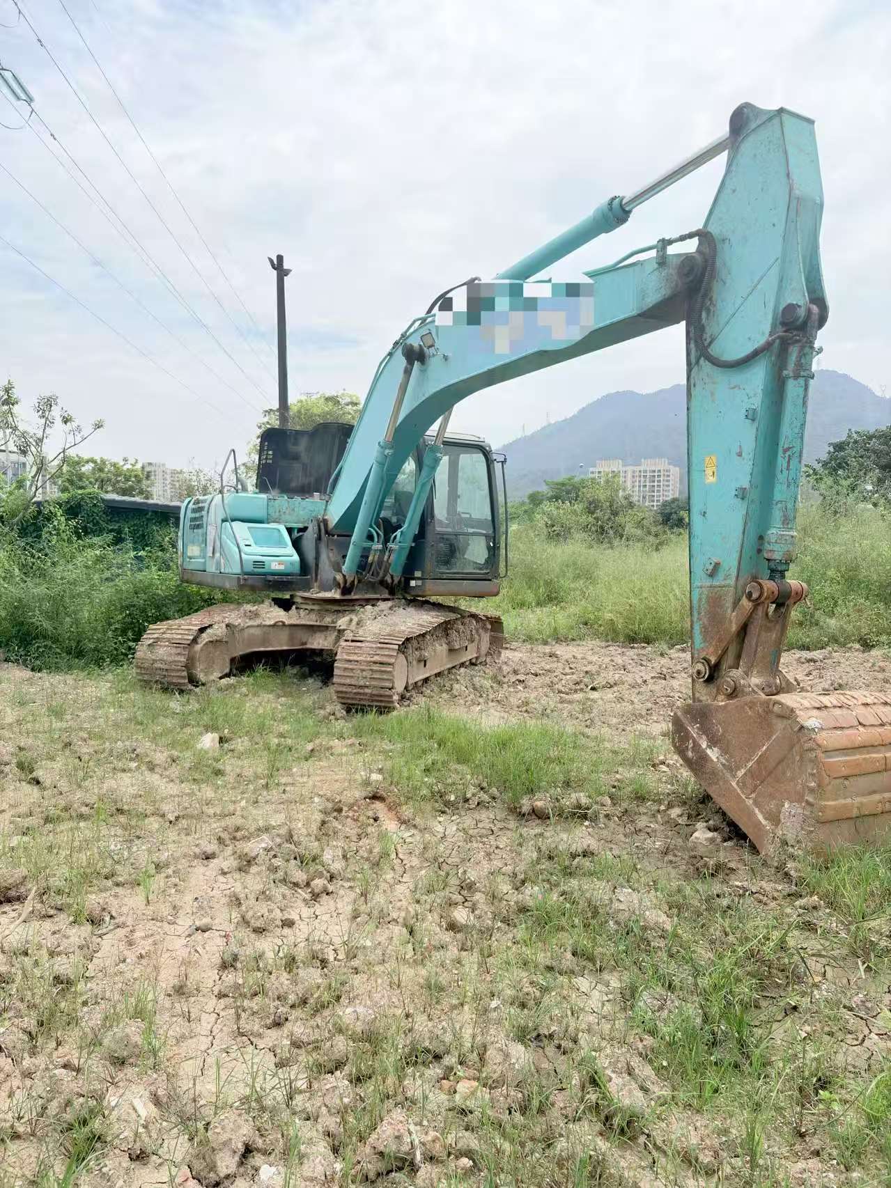 Buy Kobelco SK200 Used Excavator / 6 Buy Kobelco SK200 Used Excavator / 6