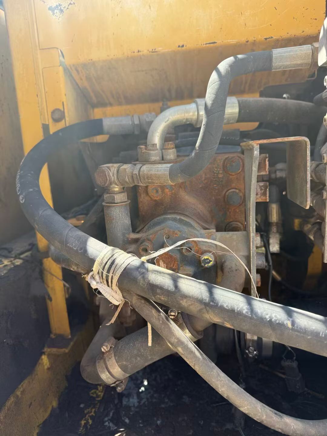 Buy Komatsu PC120-6E Used Excavator / 7 Buy Komatsu PC120-6E Used Excavator / 7