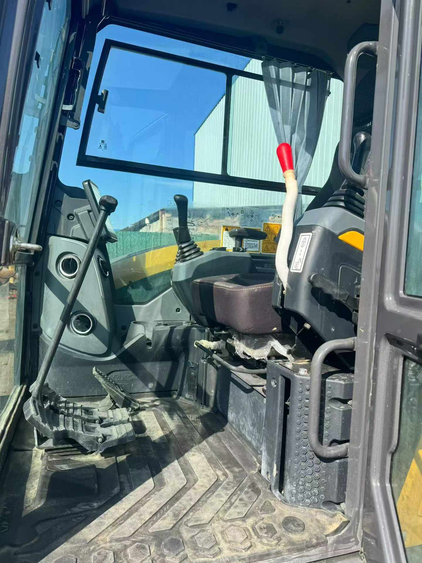 Buy XCMG XE60 Used Excavator / 6