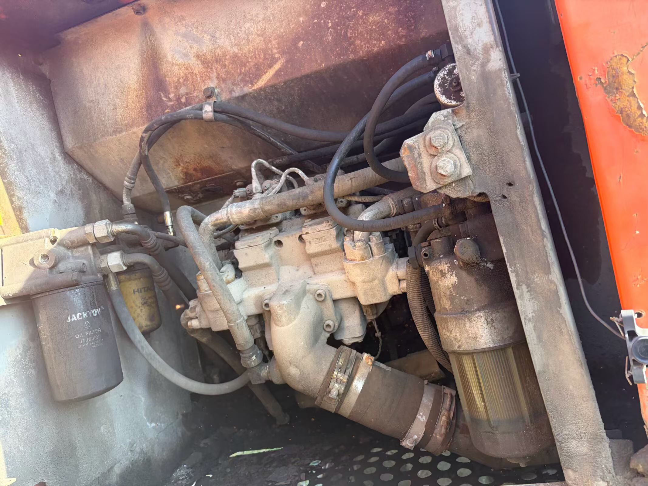 Buy Hitachi EX200-3 Used Excavator / 4 Buy Hitachi EX200-3 Used Excavator / 4
