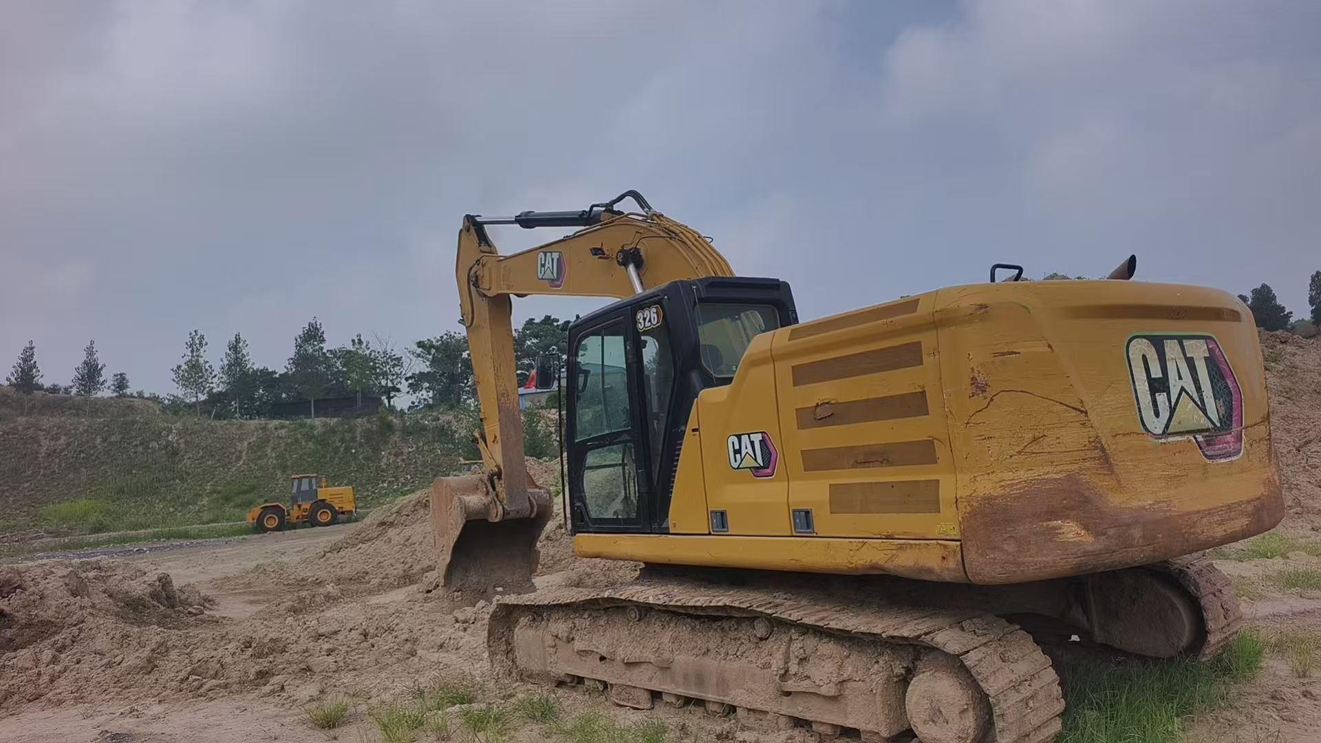 Buy Caterpillar 326DL Used Excavator / 3 Buy Caterpillar 326DL Used Excavator / 3