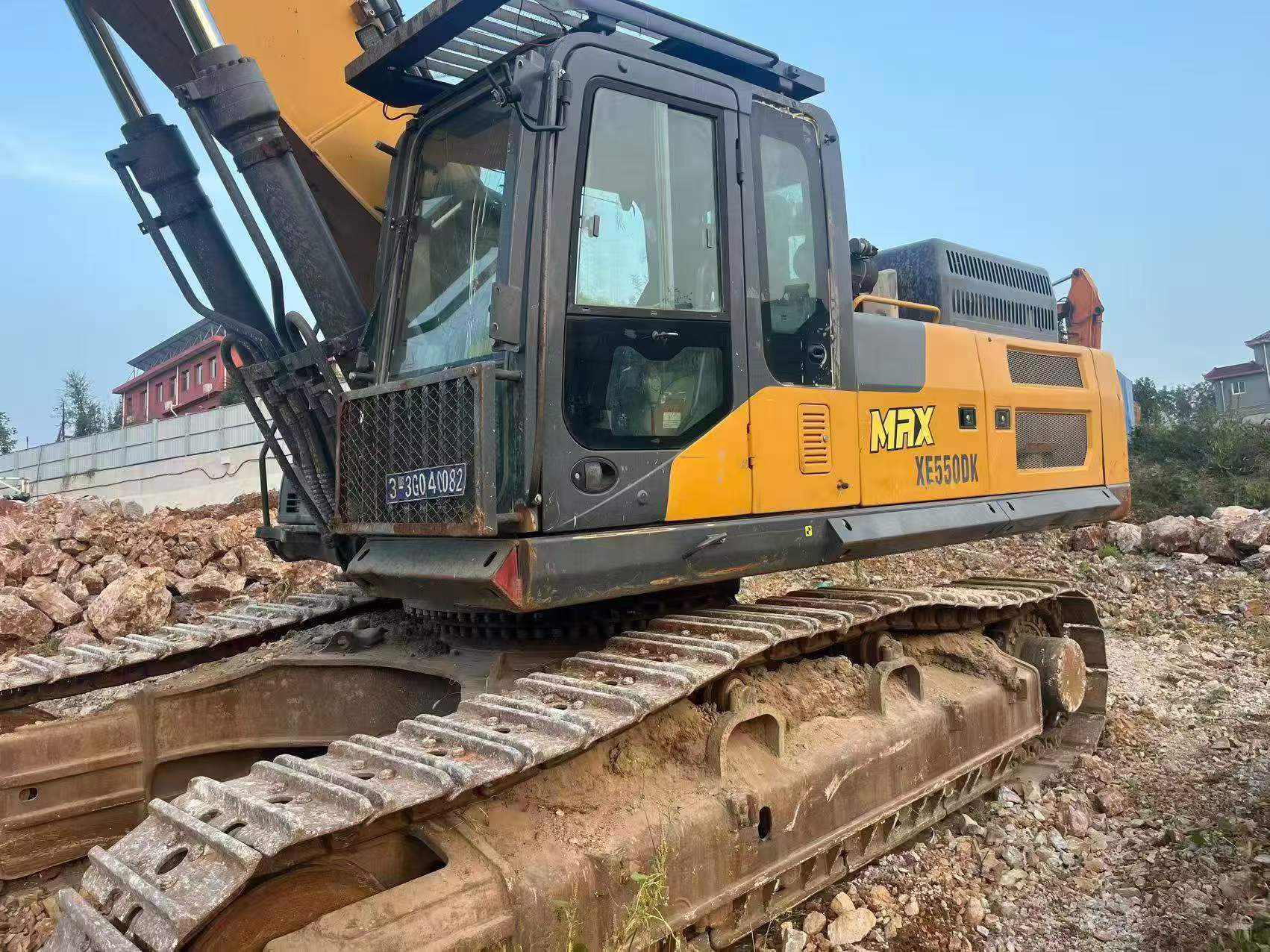 Buy XCMG XE550DK Used Excavator / 8