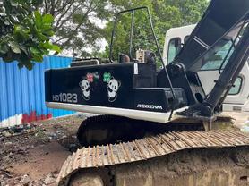 Buy Kato HD1023-LC Used Excavator / 2 Buy Kato HD1023-LC Used Excavator / 2