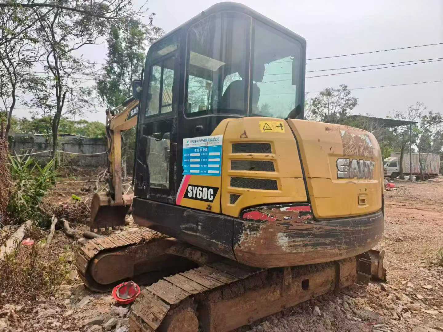 Buy Sany SY60C Used Excavator / 2