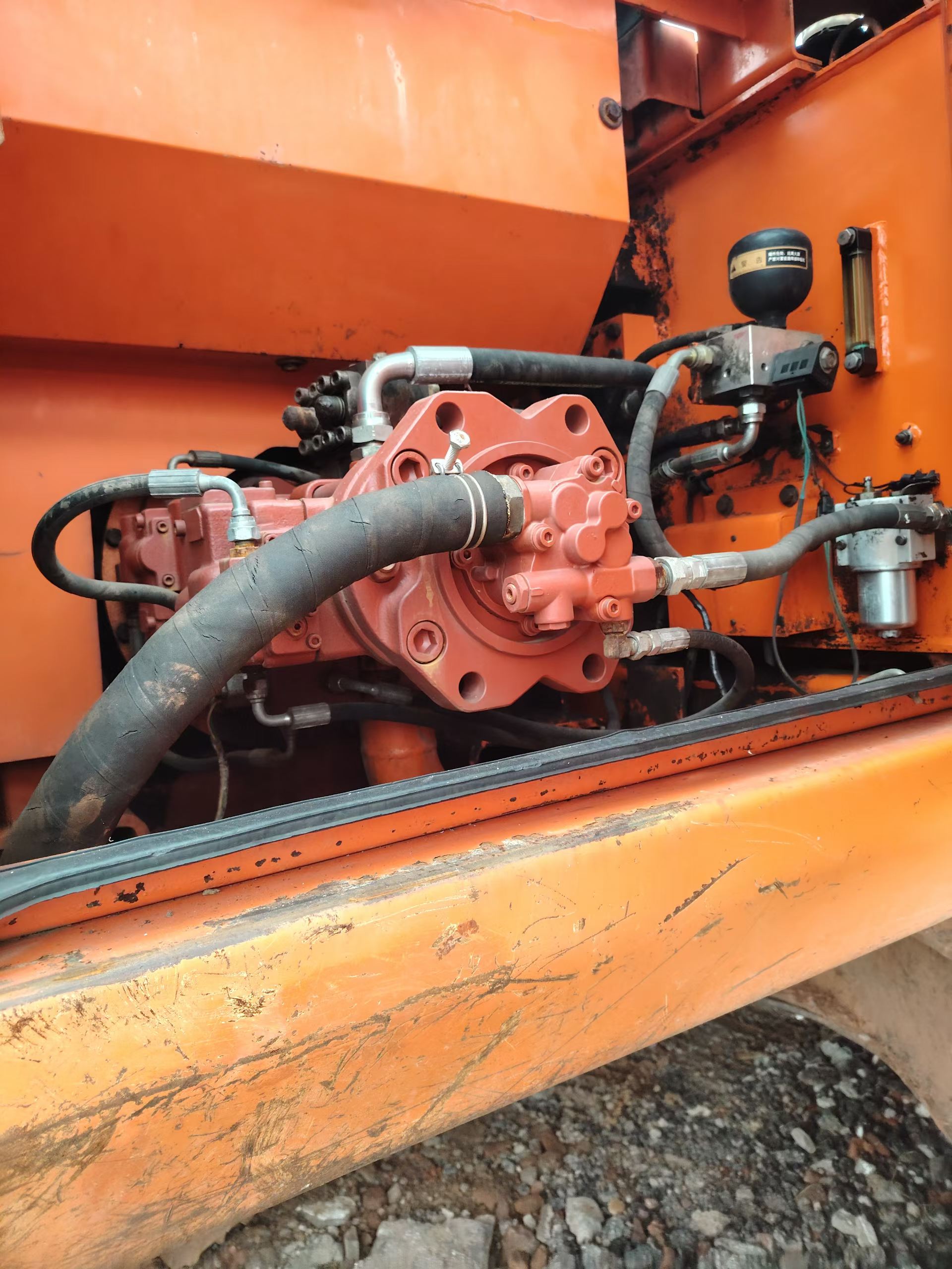 Buy Doosan DH215-7 Used Excavator / 7 Buy Doosan DH215-7 Used Excavator / 7