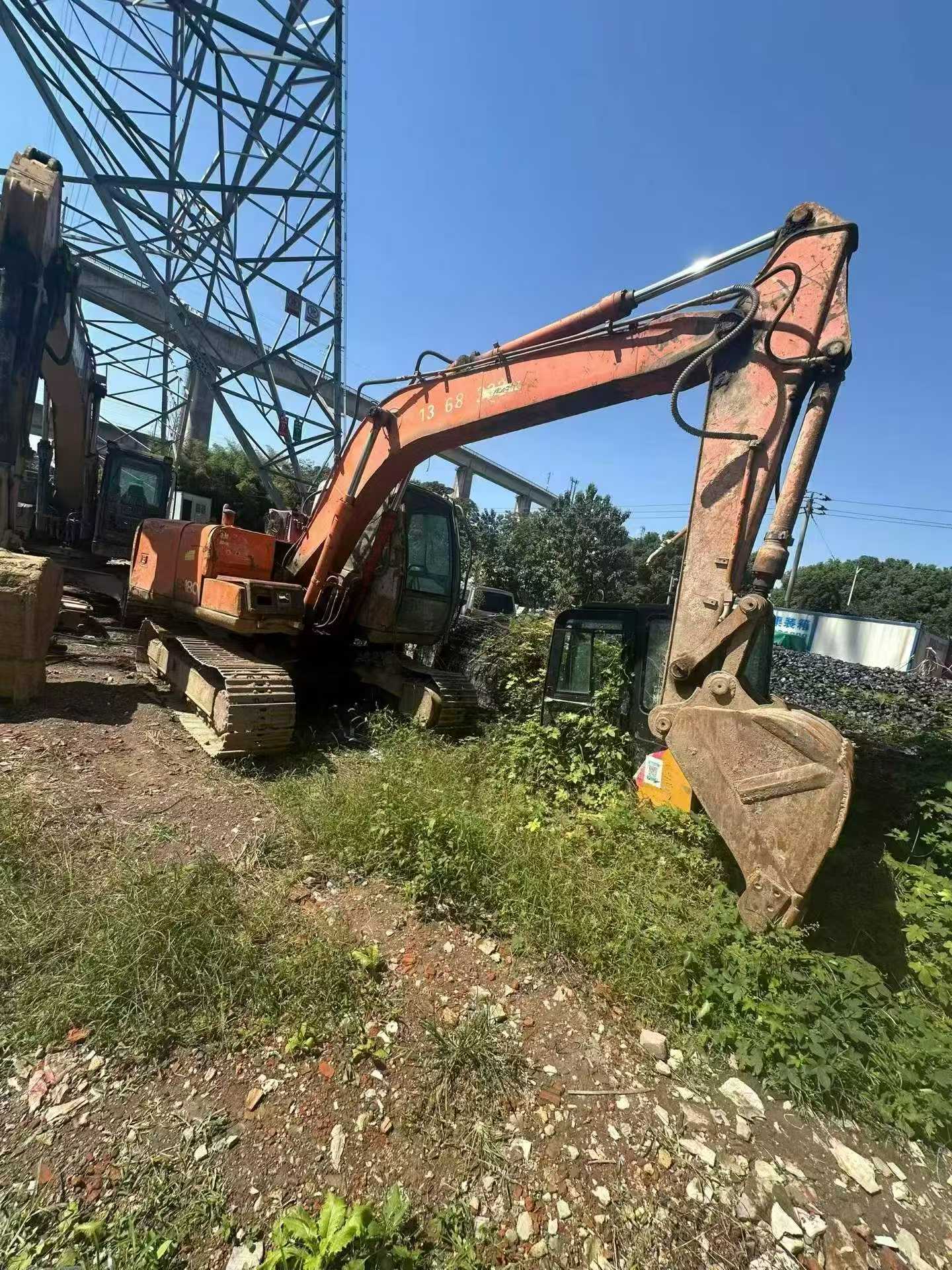 Buy Hitachi EX100-5 Used Excavator / 3 Buy Hitachi EX100-5 Used Excavator / 3