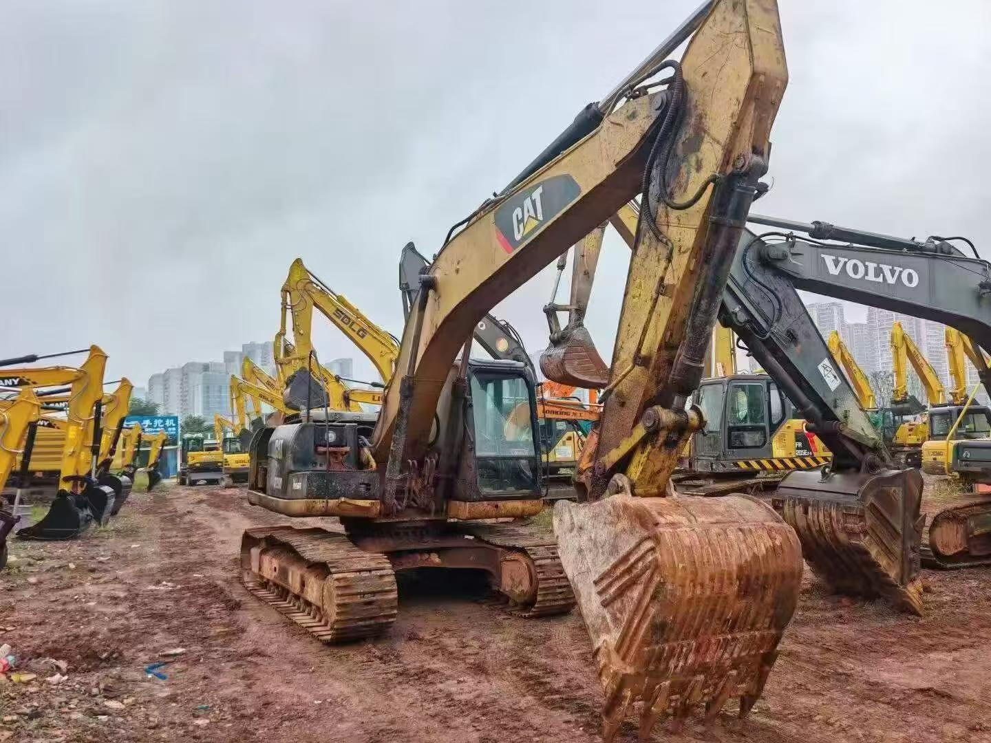 Buy Caterpillar 320D Used Excavator / 2 Buy Caterpillar 320D Used Excavator / 2