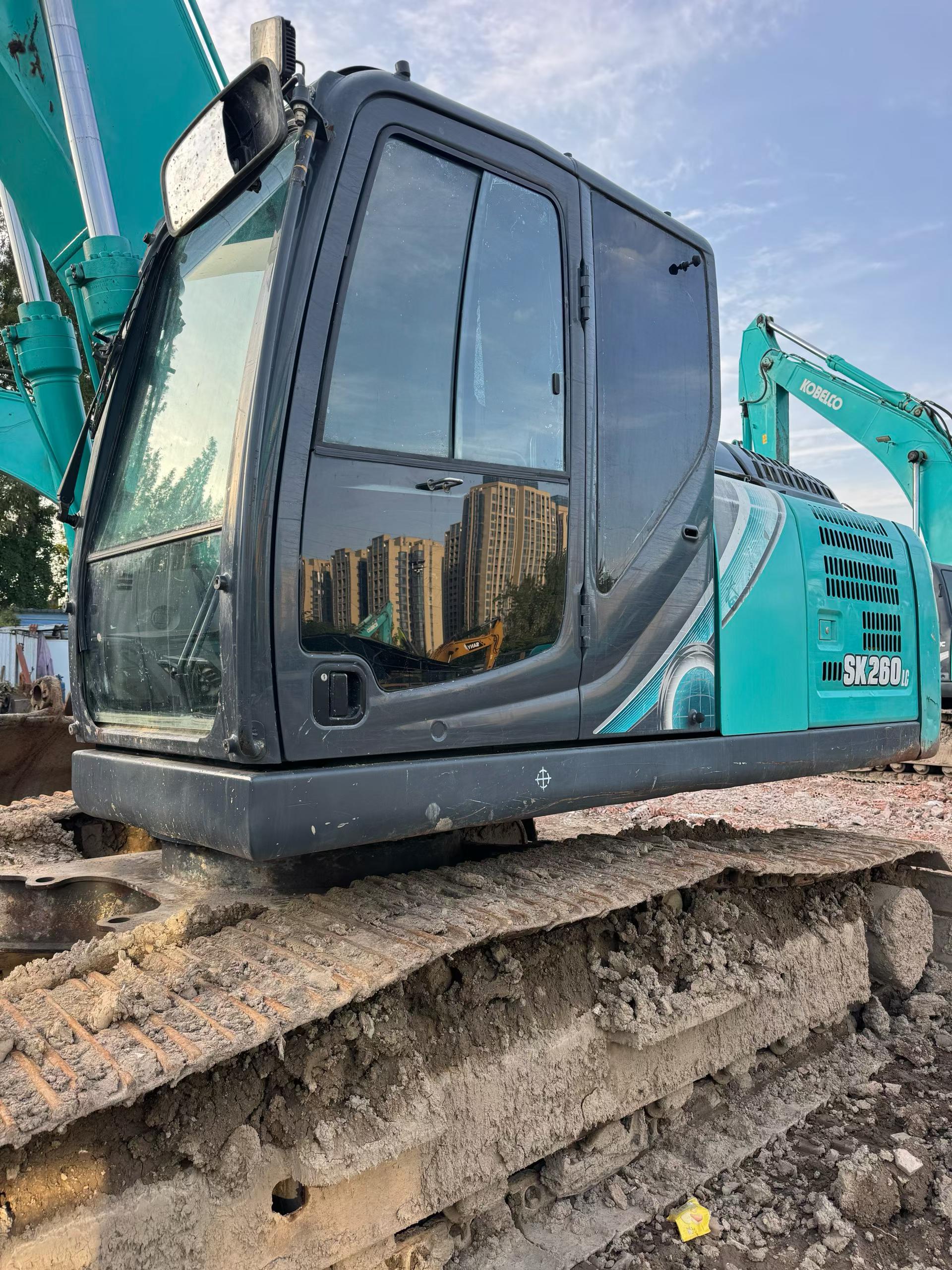 Buy Kobelco SK260 Used Excavator / 5 Buy Kobelco SK260 Used Excavator / 5