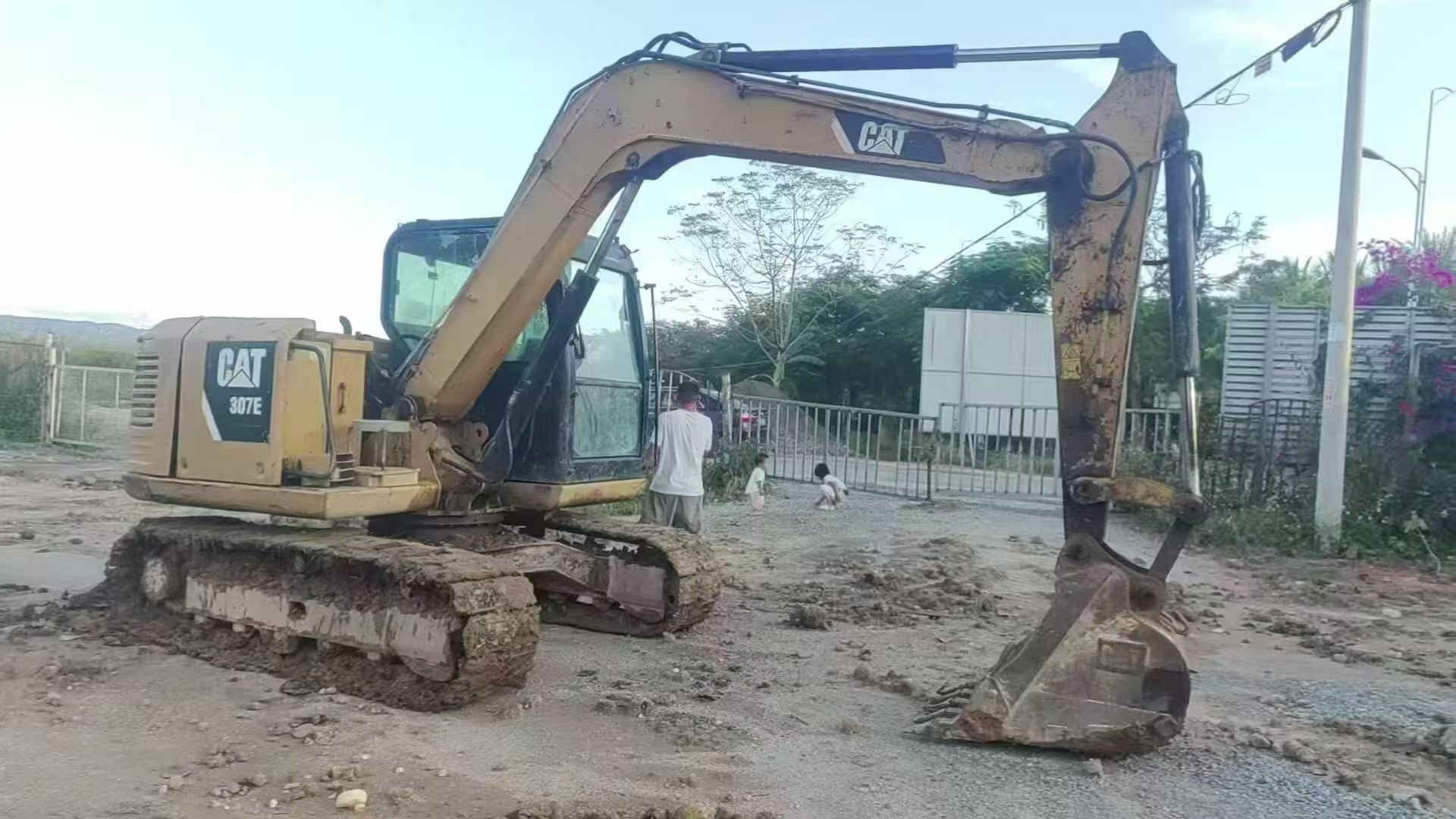Buy Caterpillar 307B Used Excavator / 5
