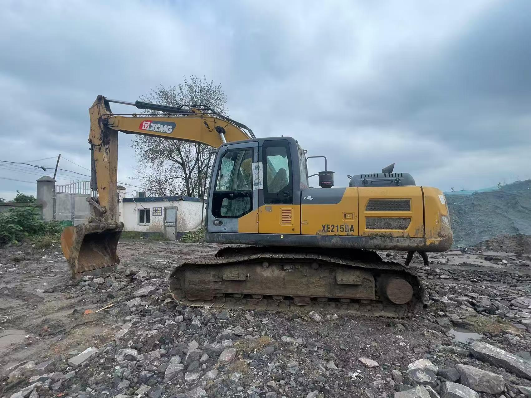 Buy XCMG XE215 Used Excavator / 2
