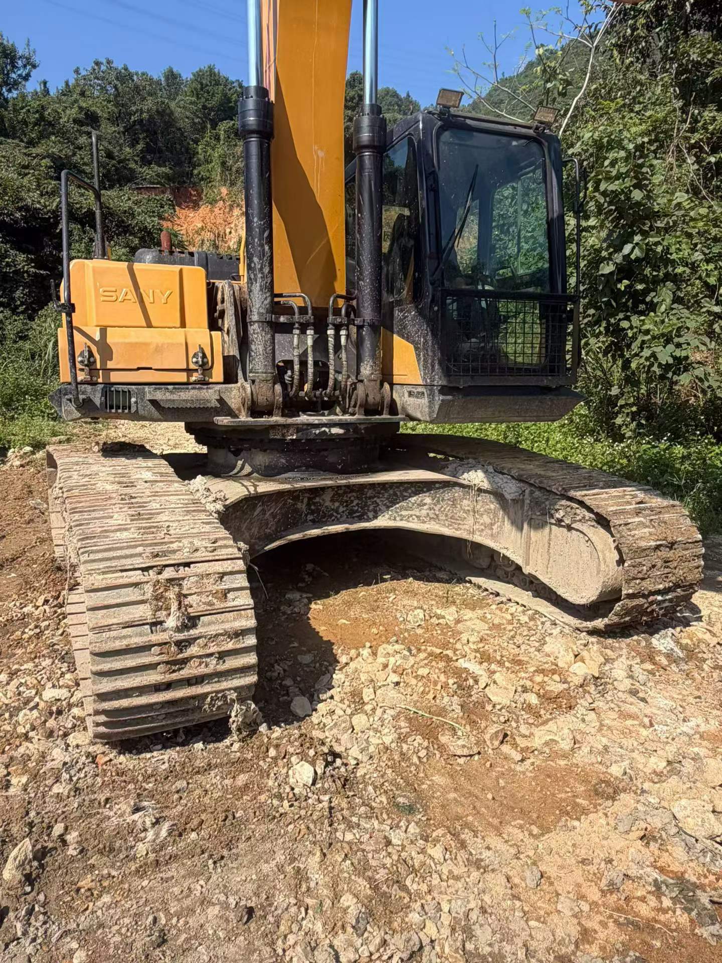 Buy Sany SY245H Used Excavator / 2 Buy Sany SY245H Used Excavator / 2
