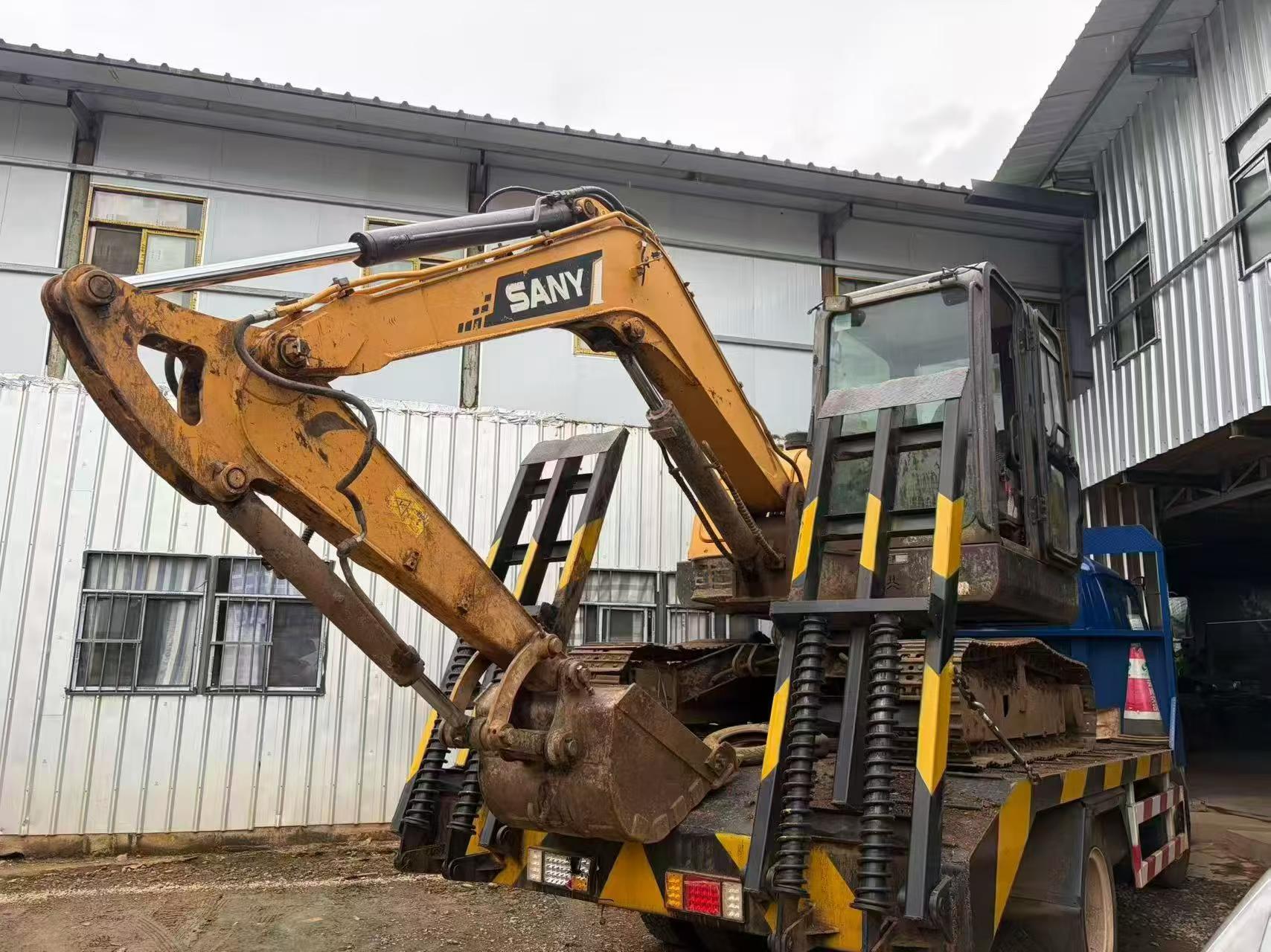 Buy Sany SY60 Used Excavator / 4