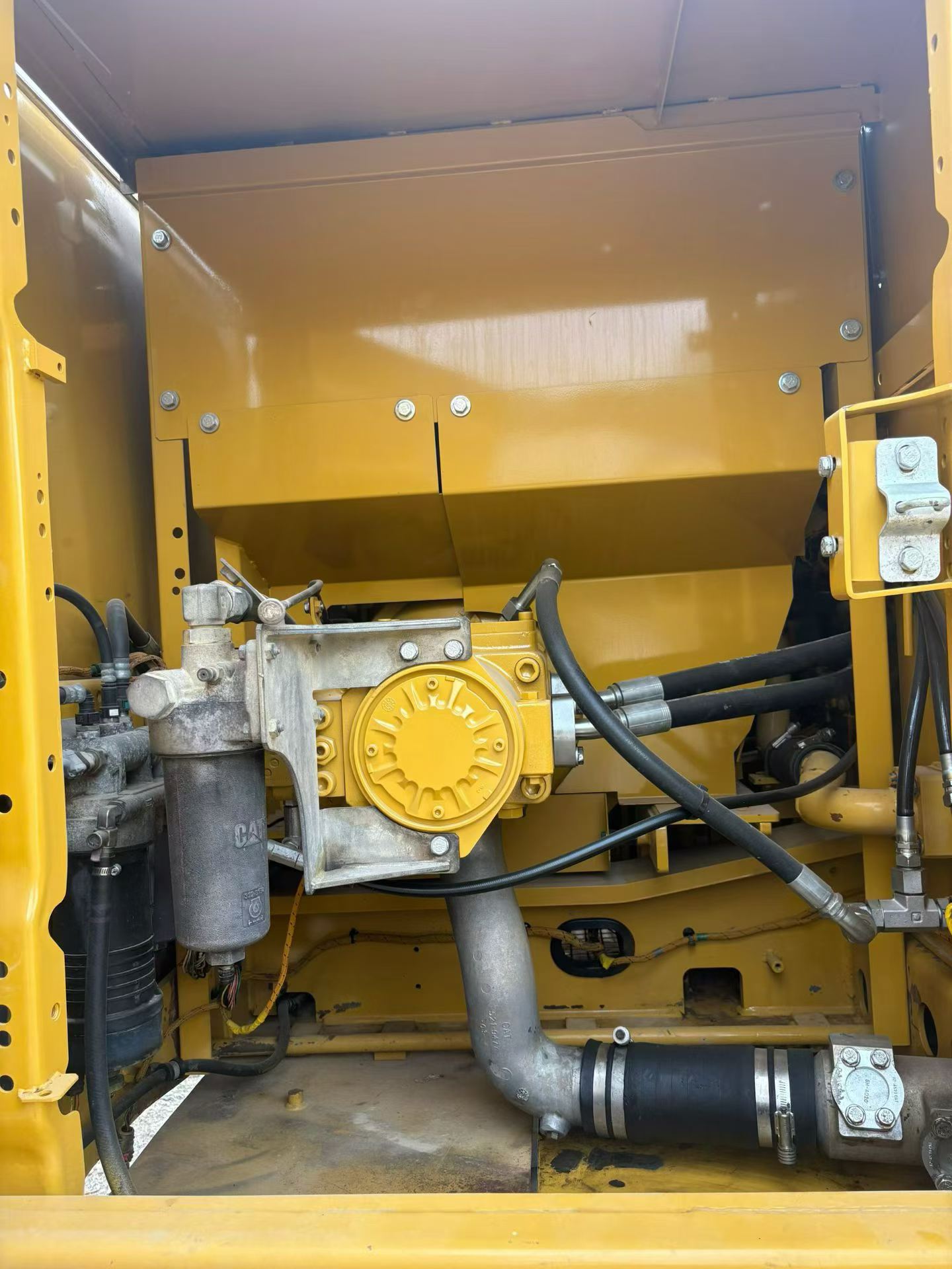 Buy Caterpillar 330B Used Excavator / 6 Buy Caterpillar 330B Used Excavator / 6