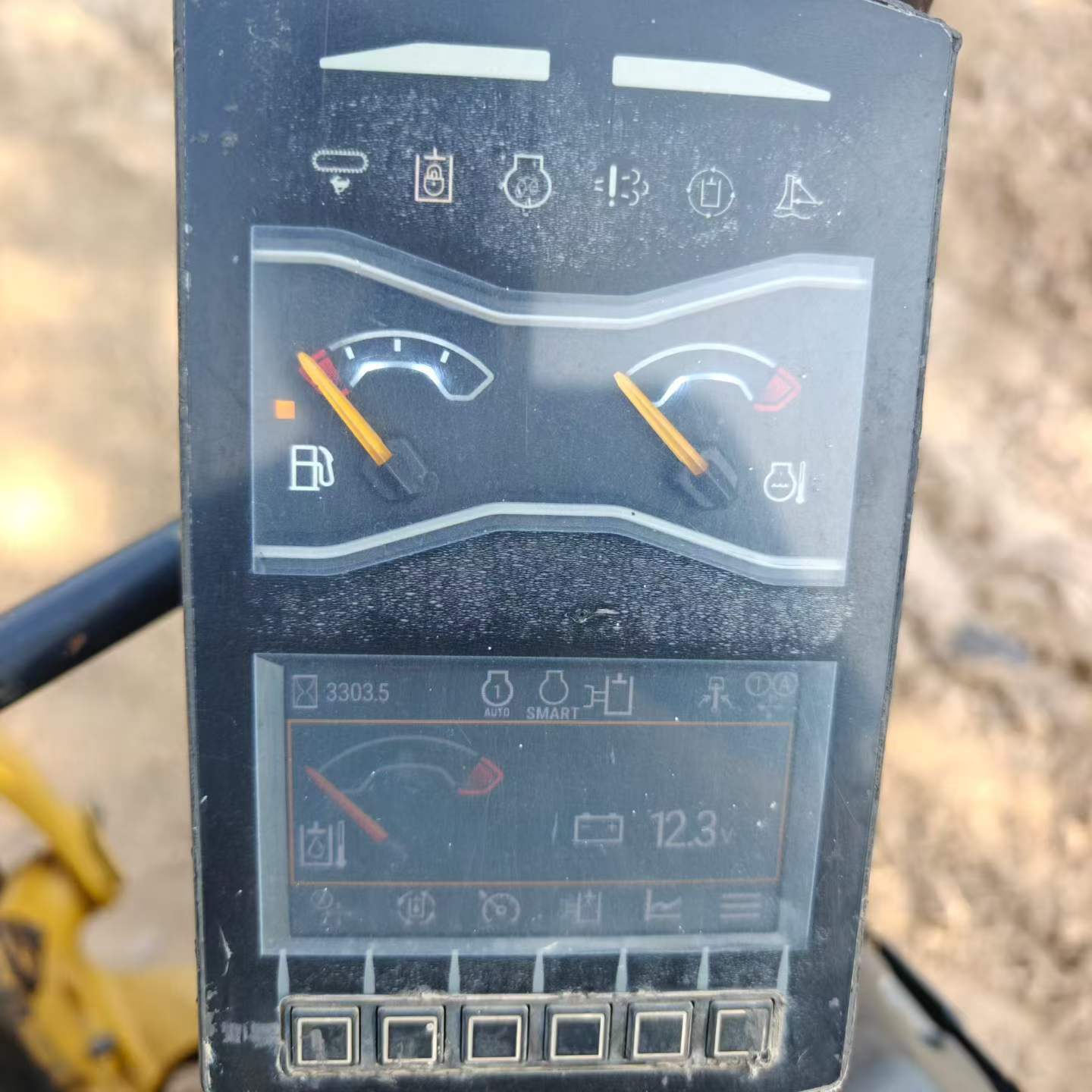 Buy Caterpillar Used Excavator / 4