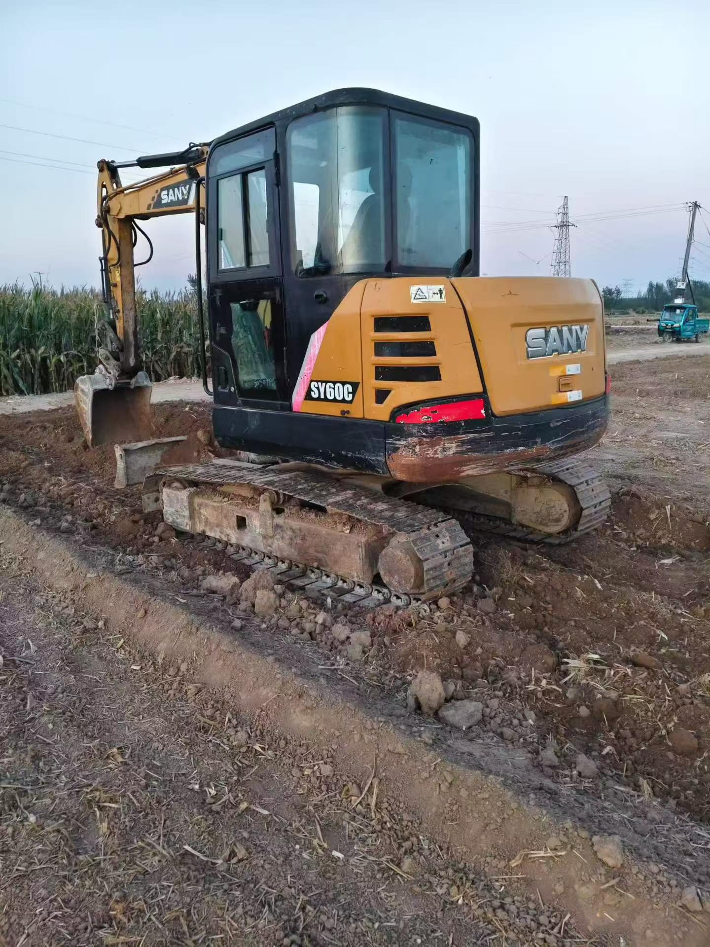 Buy Sany SY60 Used Excavator / 1