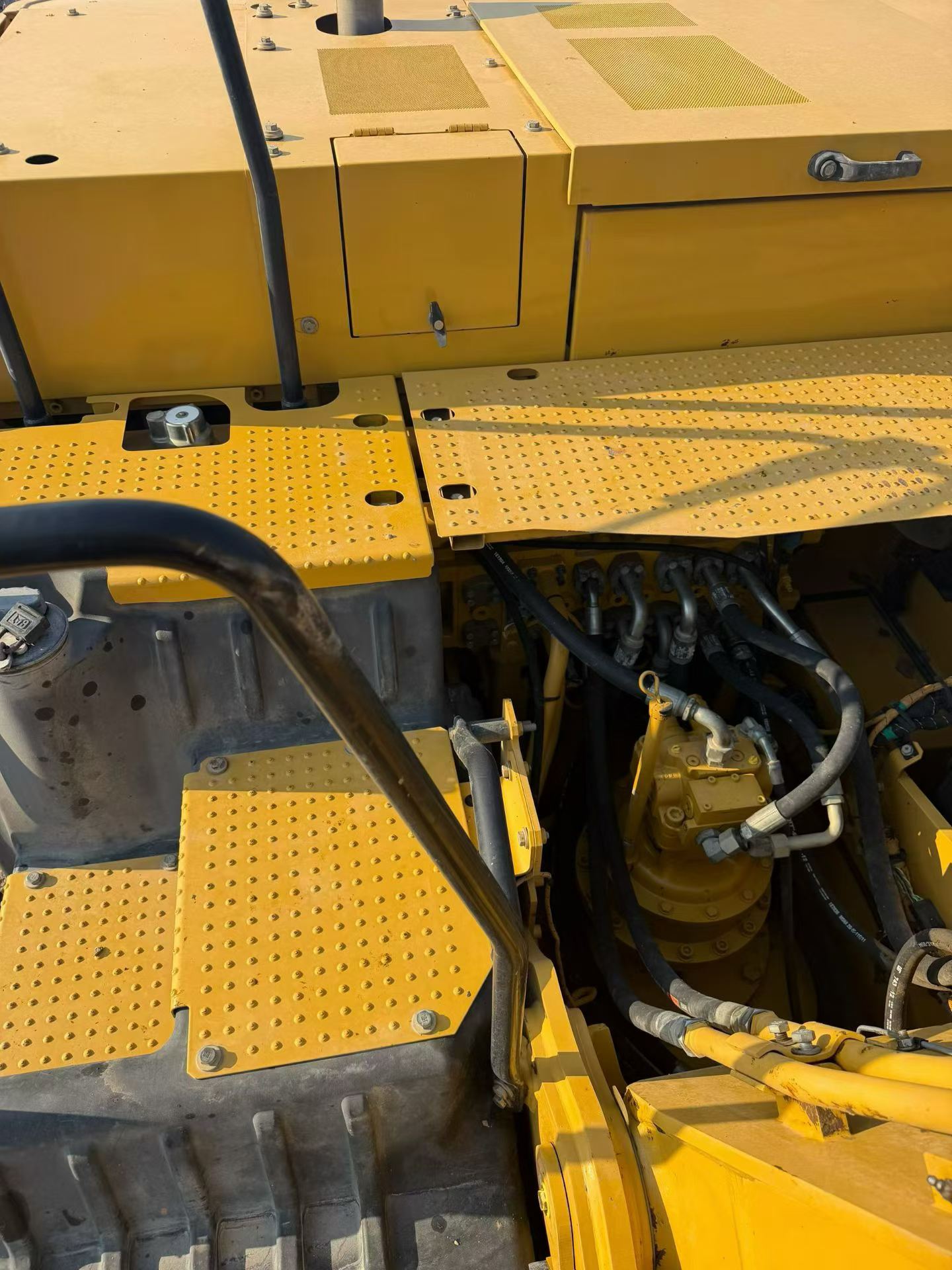 Buy Caterpillar 320A Used Excavator / 5