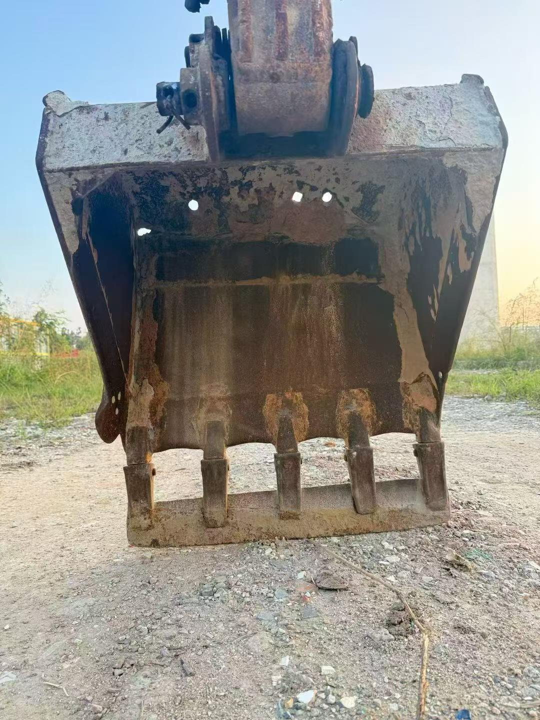 Buy Doosan DH60-7 Used Excavator / 9 Buy Doosan DH60-7 Used Excavator / 9