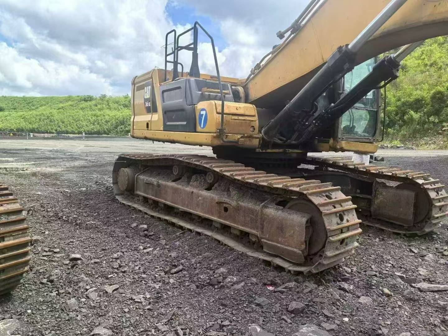 Buy Caterpillar 345B Used Excavator / 2