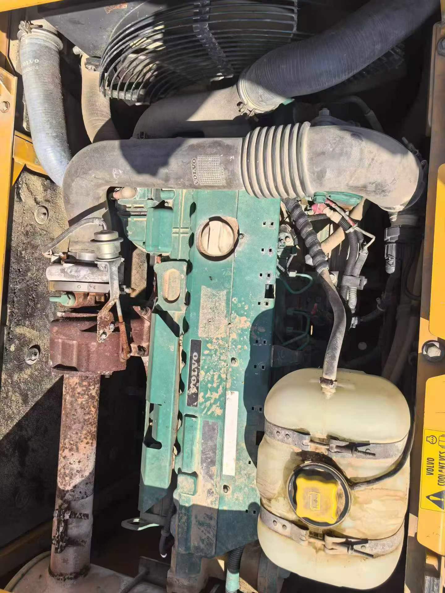 Buy Volvo EC210B Used Excavator / 6