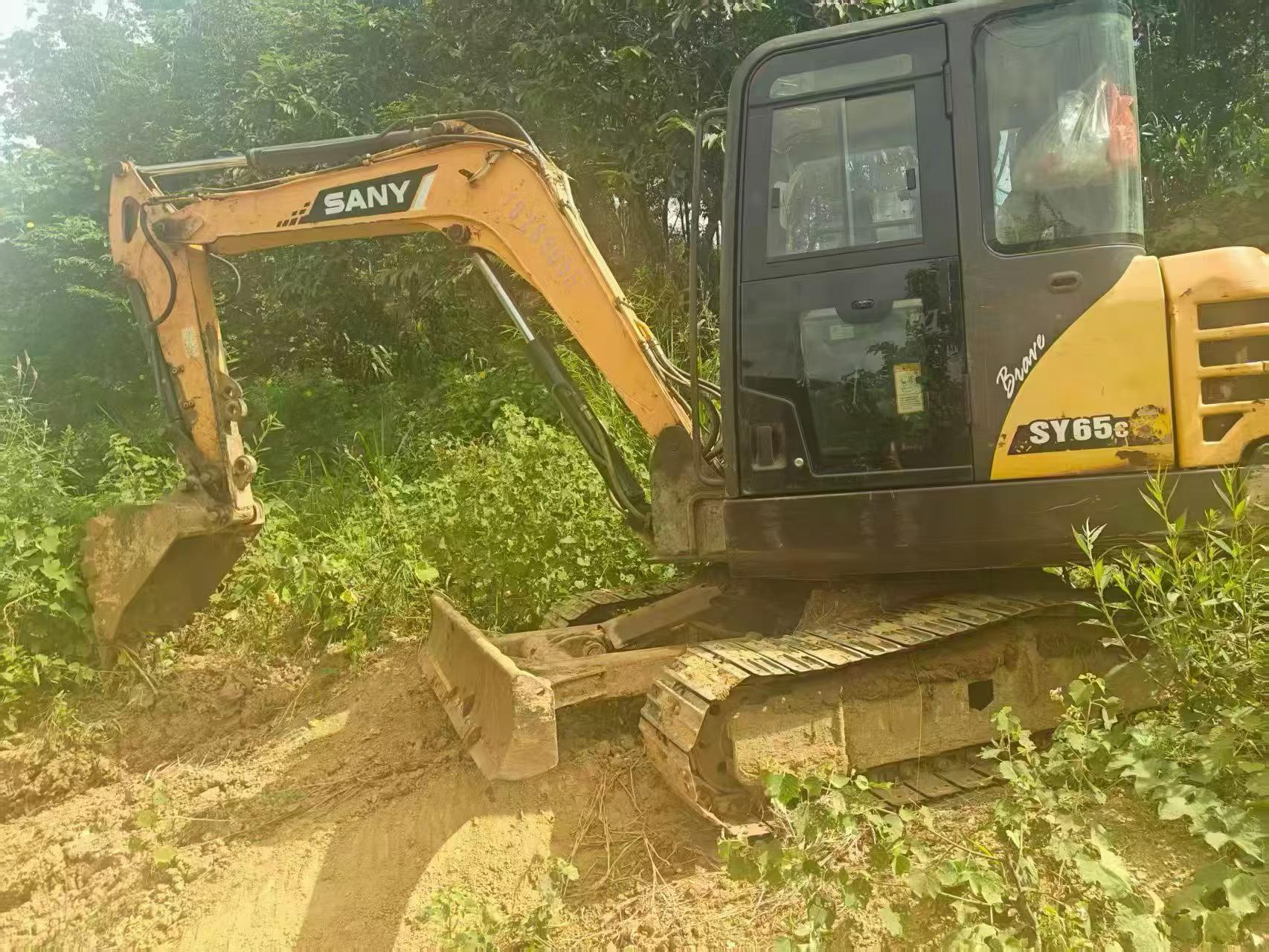 Buy Sany SY55 Used Excavator / 2