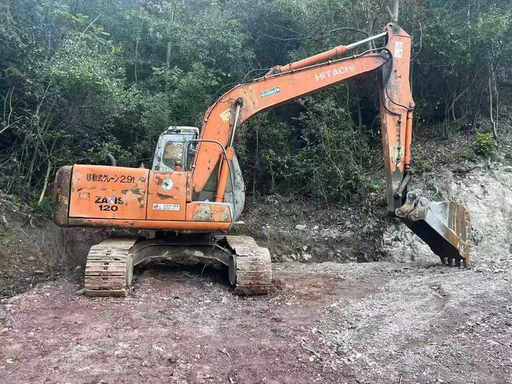 Buy Hitachi EX120-5 Used Excavator / 1