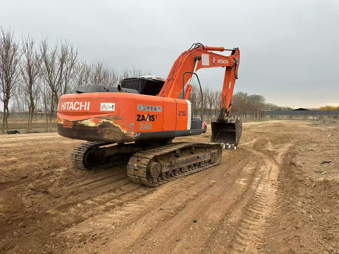 Buy Hitachi ZX240 Used Excavator / 4 Buy Hitachi ZX240 Used Excavator / 4