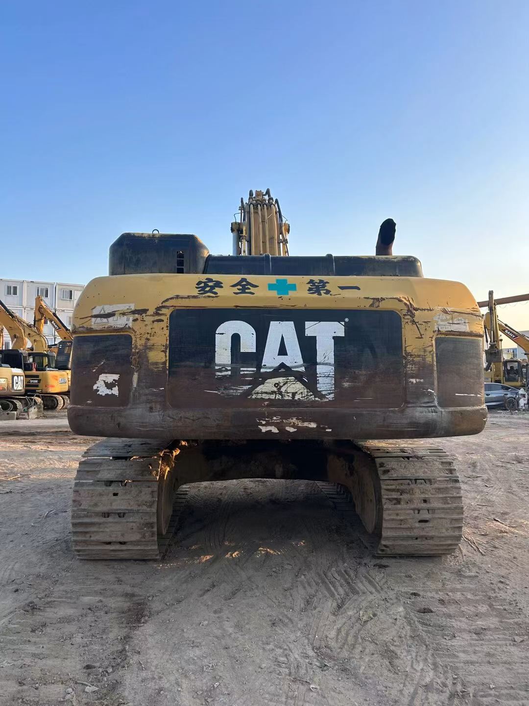 Buy Caterpillar 330B Used Excavator / 9