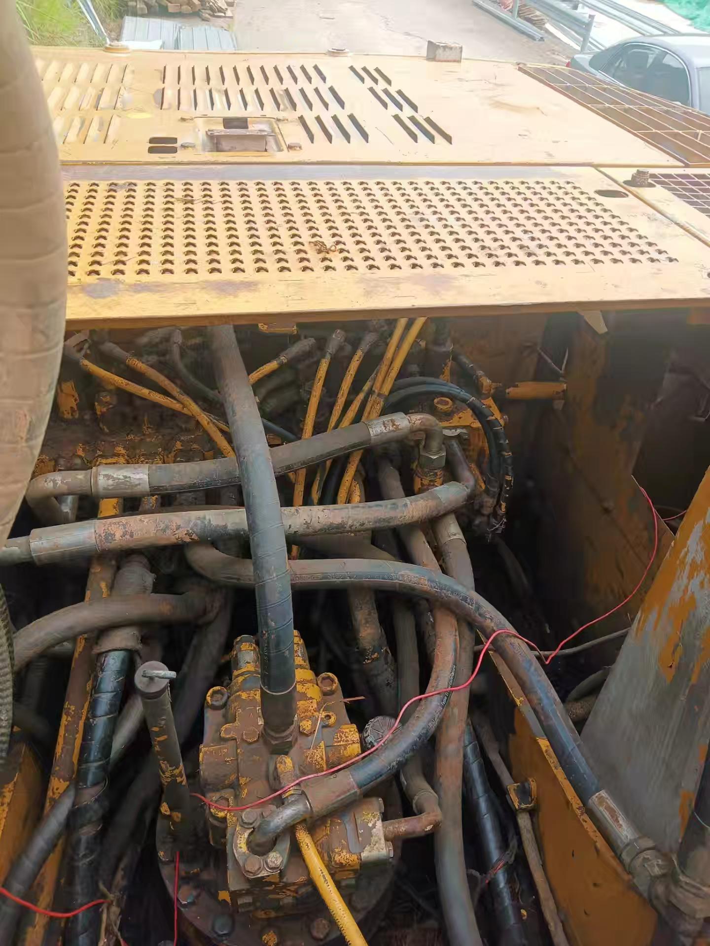 Buy Caterpillar 320A Used Excavator / 3 Buy Caterpillar 320A Used Excavator / 3