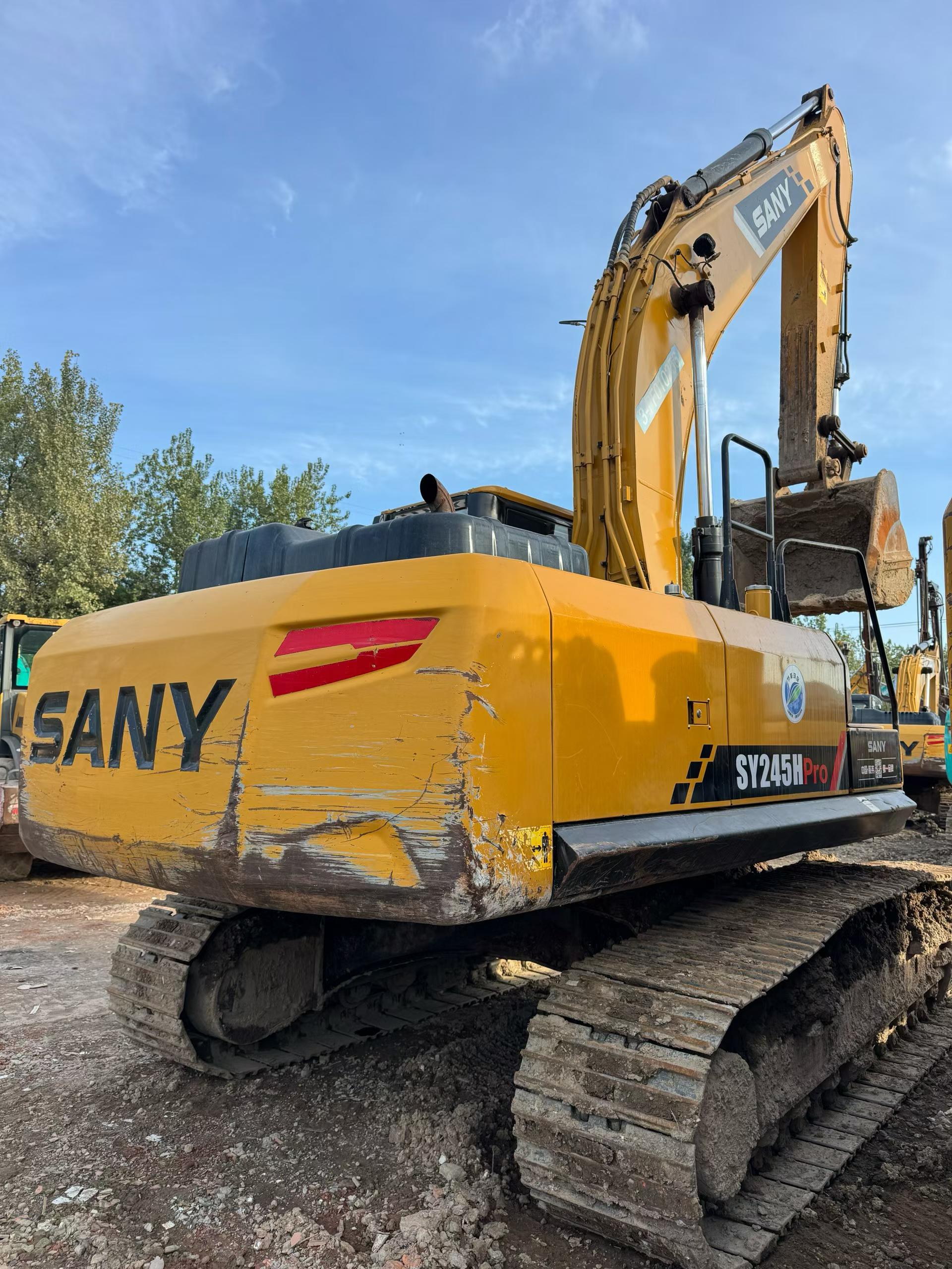 Buy Sany SY225C Used Excavator / 2 Buy Sany SY225C Used Excavator / 2