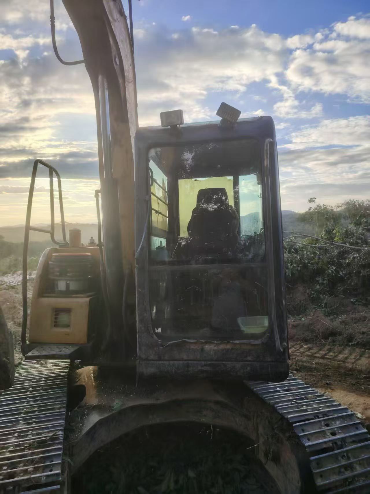 Buy Sany SY75 Used Excavator / 4