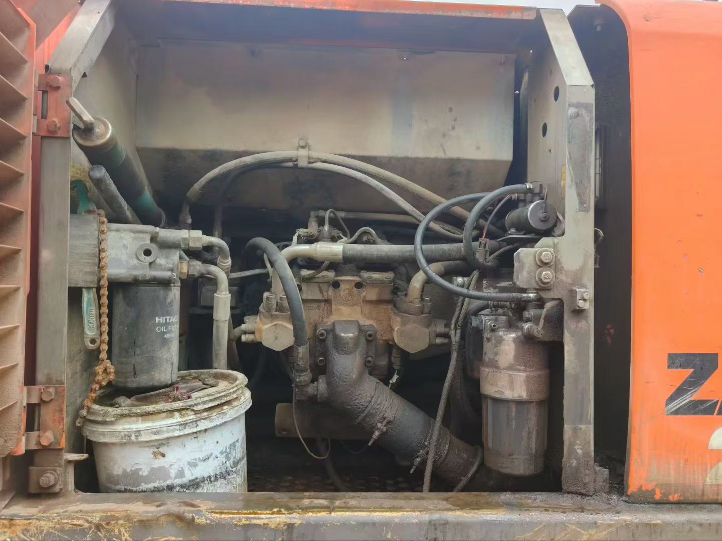 Buy Hitachi EX200 Used Excavator / 6